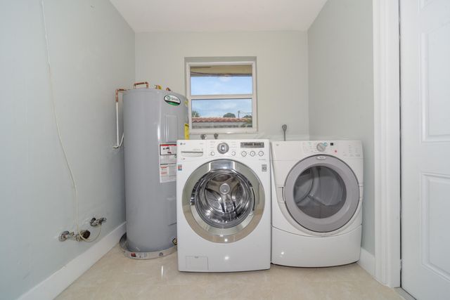 709 W Royal Palm Road, Boca Raton, FL 33486