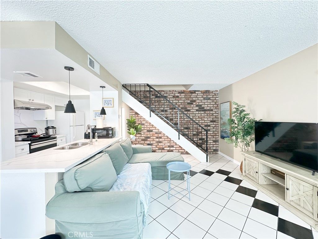 18125 Via Amorosa 3, Rowland Heights, CA 91748 — photo 3