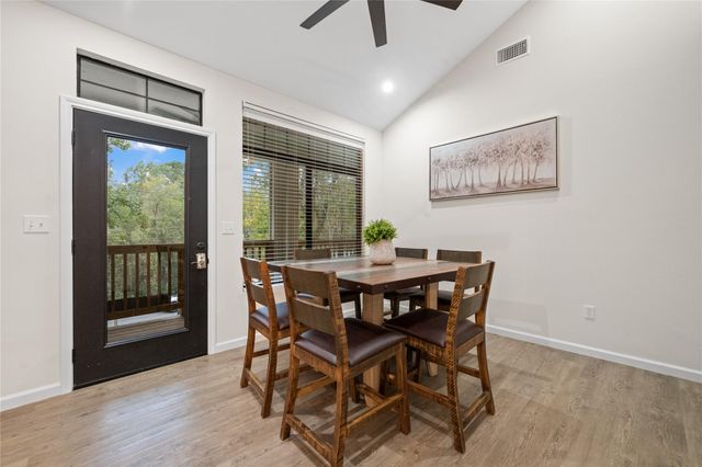 71 White Oak Street, Point Blank, TX 77364