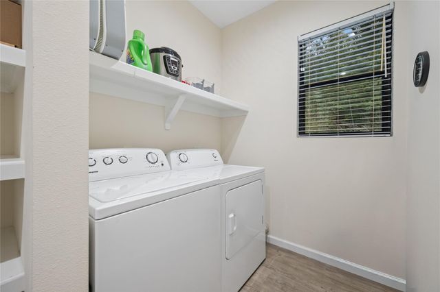 71 White Oak Street, Point Blank, TX 77364