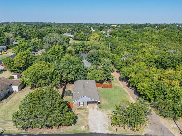 1327 E Wayne Street, Shawnee, OK 74801
