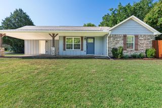 1327 E Wayne Street, Shawnee, OK 74801