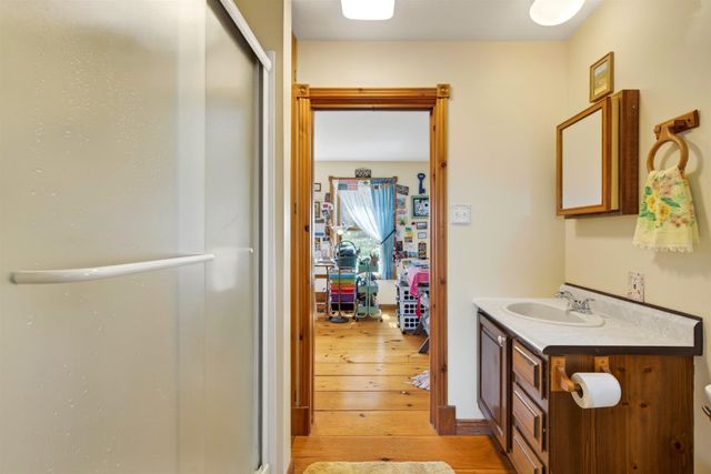 142 Schenkar Road, Pownal, VT 05261