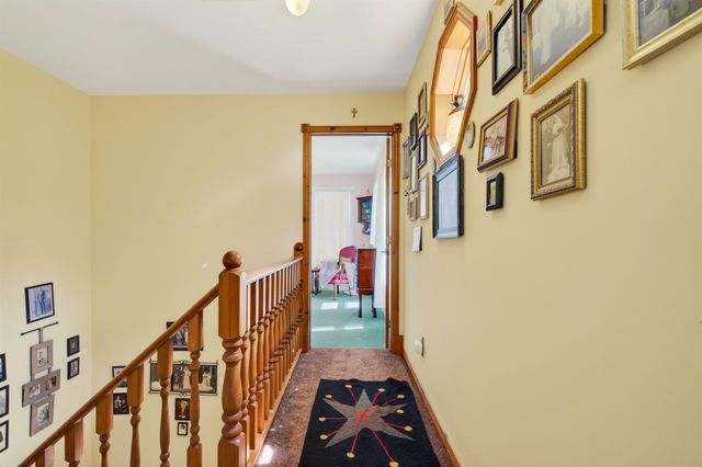 142 Schenkar Road, Pownal, VT 05261