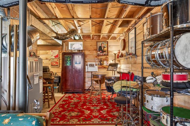 142 Schenkar Road, Pownal, VT 05261