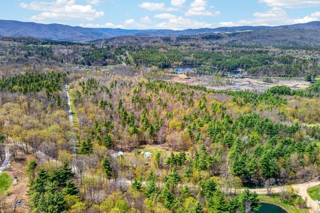 142 Schenkar Road, Pownal, VT 05261
