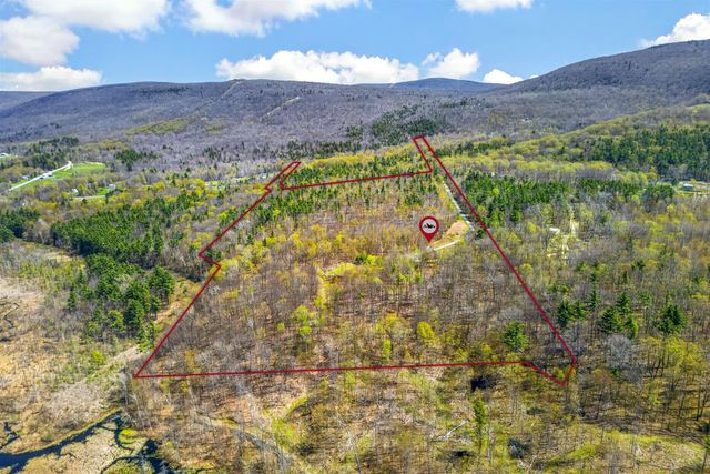 142 Schenkar Road, Pownal, VT 05261