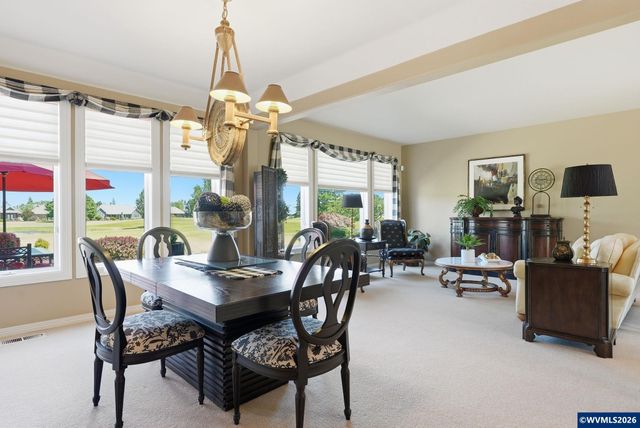 2340 Miller Farm Rd Rd, Woodburn, OR 97071