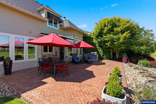 2340 Miller Farm Rd Rd, Woodburn, OR 97071