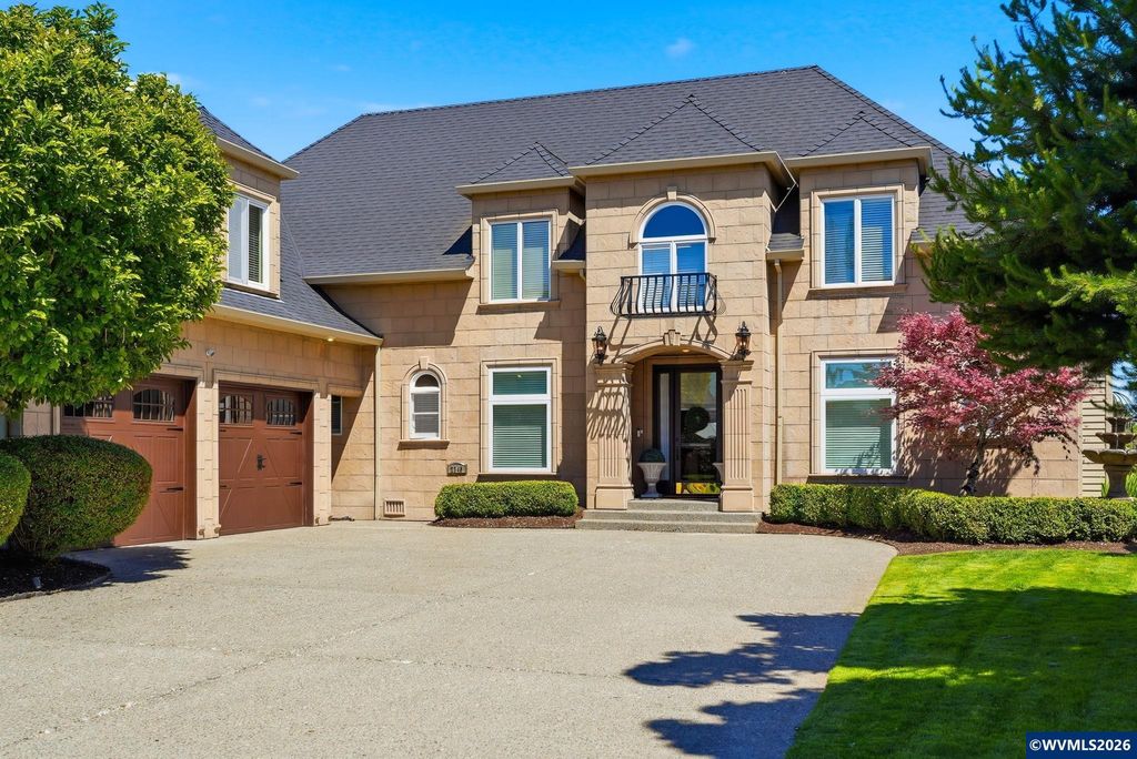 2340 Miller Farm Rd Rd, Woodburn, OR 97071
