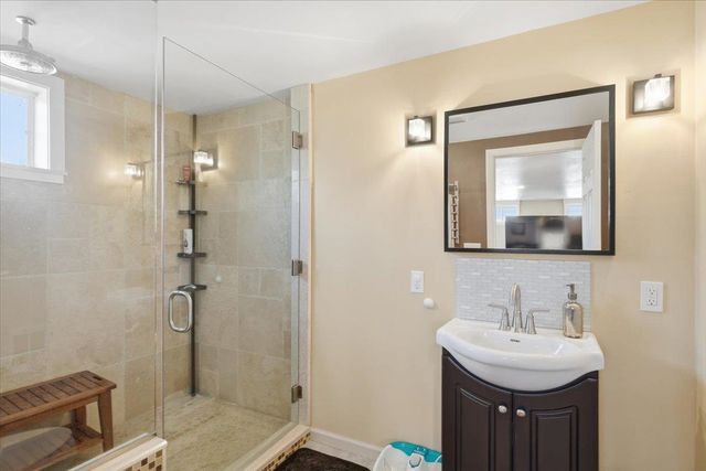 236 Baker Street, Alburgh, VT 05440