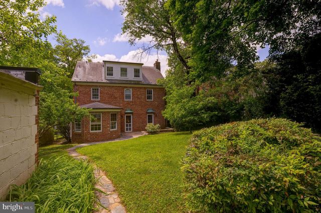 3677 UPTON ST NW, Washington, DC 20008