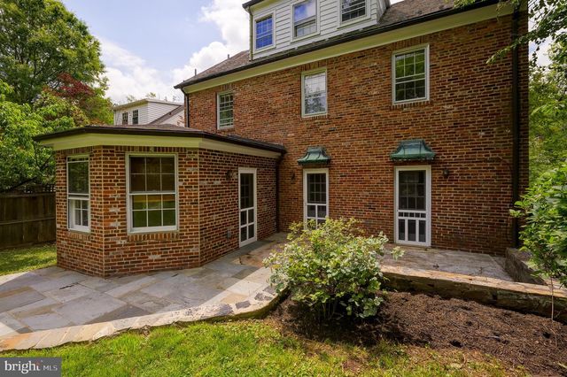 3677 UPTON ST NW, Washington, DC 20008