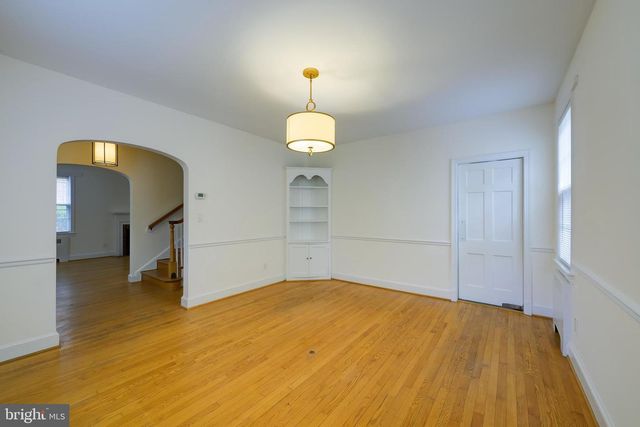 3677 UPTON ST NW, Washington, DC 20008