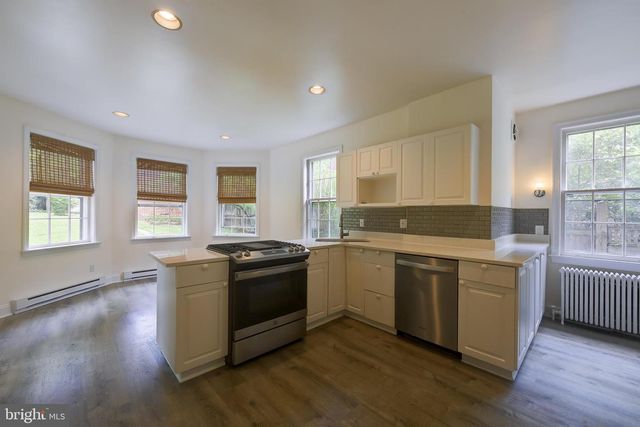 3677 UPTON ST NW, Washington, DC 20008
