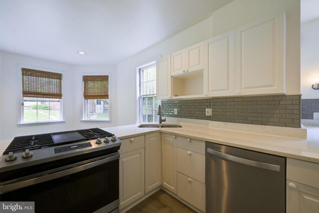 3677 UPTON ST NW, Washington, DC 20008