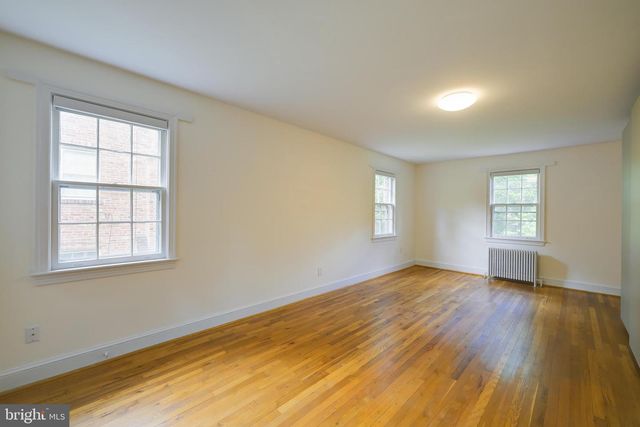 3677 UPTON ST NW, Washington, DC 20008