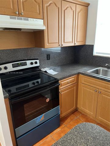 1801 S Treasure Dr 512A, North Bay Village, FL 33141