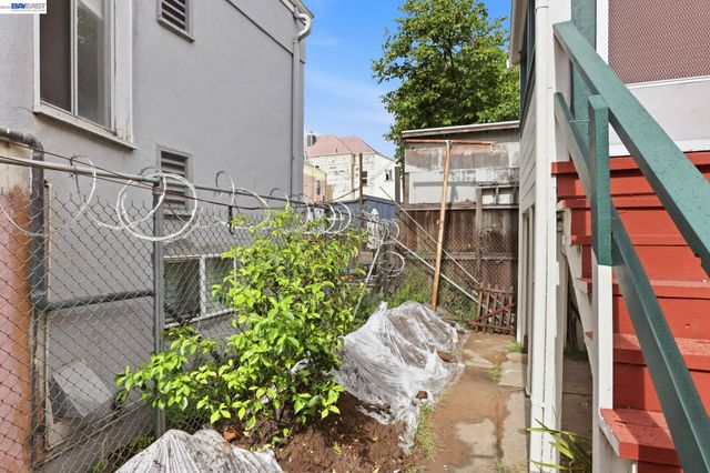 55 8Th St, Oakland, CA 94607