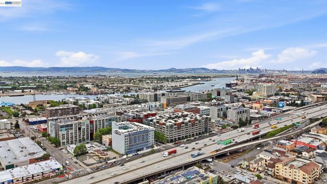 55 8Th St, Oakland, CA 94607