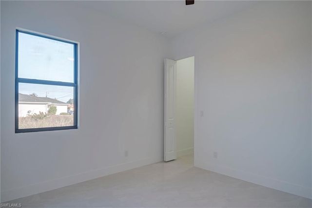 3318 30th ST SW, Lehigh Acres, FL 33976