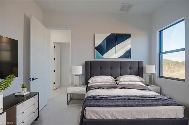 3318 30th ST SW, Lehigh Acres, FL 33976