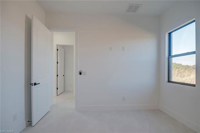 3318 30th ST SW, Lehigh Acres, FL 33976