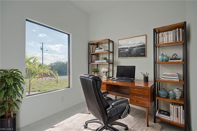 3318 30th ST SW, Lehigh Acres, FL 33976