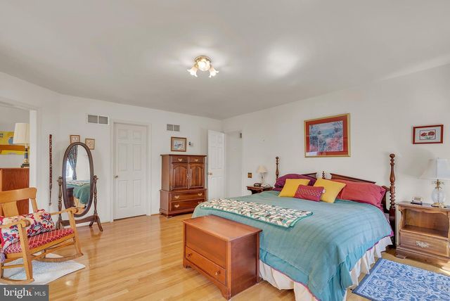 105 BELLFIELD CT, Hockessin, DE 19707