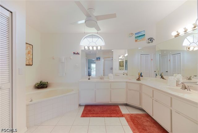 105 SW 39th PL, Cape Coral, FL 33991