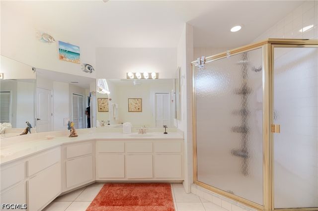 105 SW 39th PL, Cape Coral, FL 33991