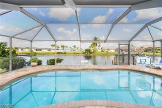 105 SW 39th PL, Cape Coral, FL 33991