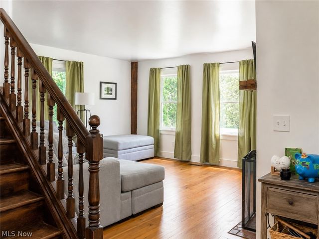 9942 Wooster Pike Road, Seville, OH 44273