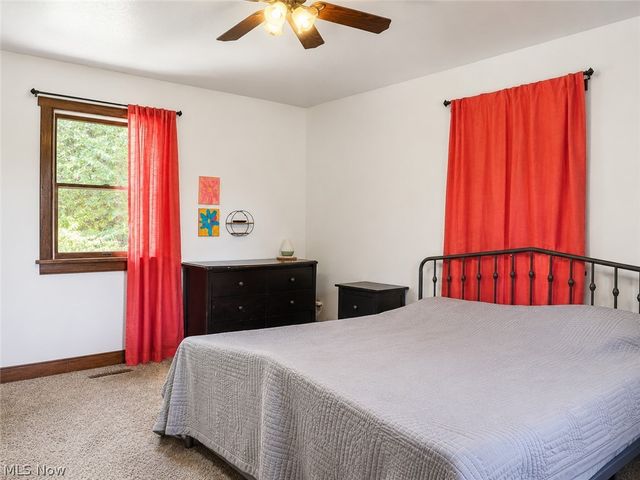 9942 Wooster Pike Road, Seville, OH 44273