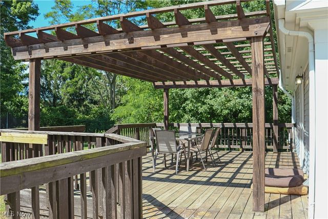 9942 Wooster Pike Road, Seville, OH 44273