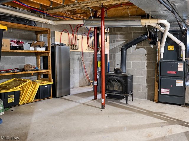 9942 Wooster Pike Road, Seville, OH 44273