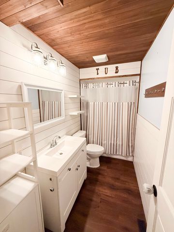 452 Manor Drive, Peotone, IL 60468