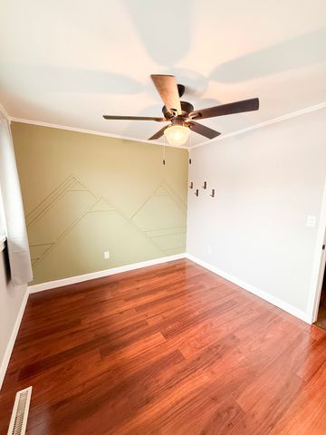 452 Manor Drive, Peotone, IL 60468