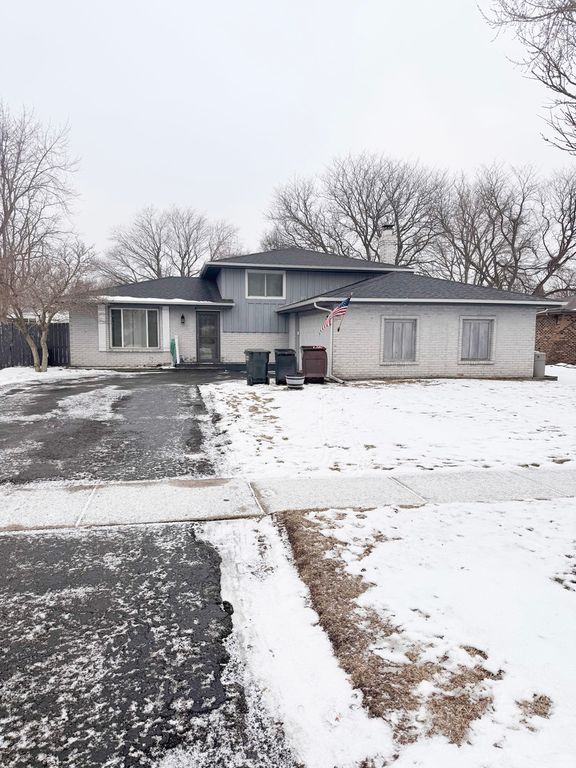 452 Manor Drive, Peotone, IL 60468