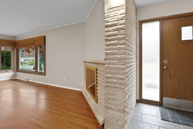 99 Diana Road, Portage, IN 46368