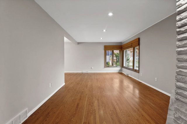 99 Diana Road, Portage, IN 46368