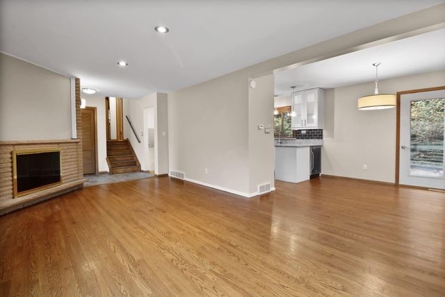 99 Diana Road, Portage, IN 46368