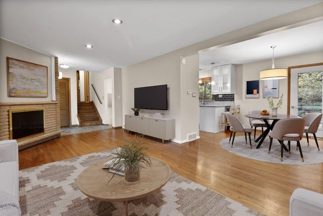 99 Diana Road, Portage, IN 46368