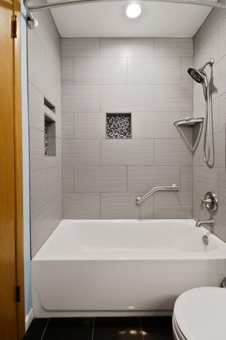 99 Diana Road, Portage, IN 46368