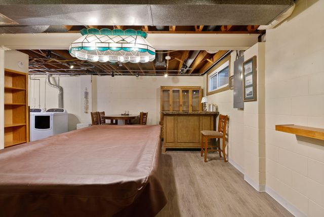 99 Diana Road, Portage, IN 46368