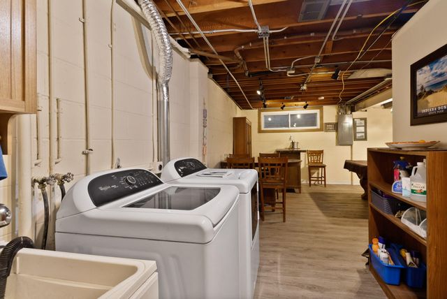 99 Diana Road, Portage, IN 46368