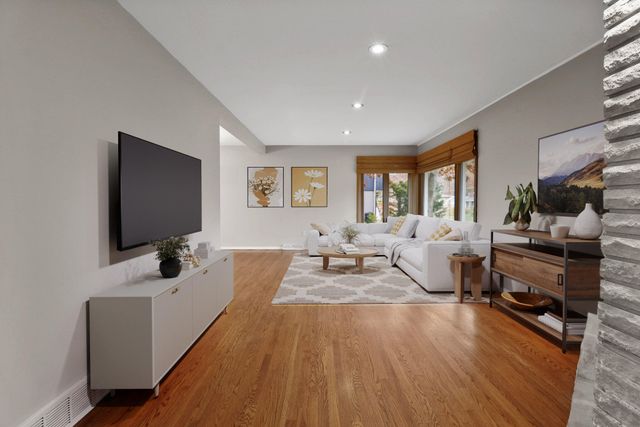 99 Diana Road, Portage, IN 46368