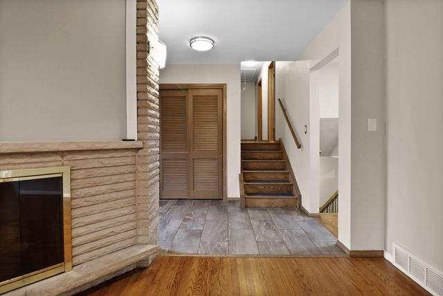 99 Diana Road, Portage, IN 46368