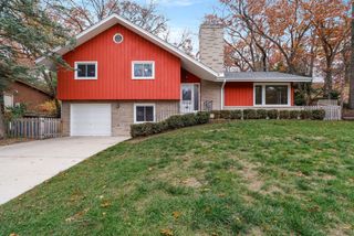99 Diana Road, Portage, IN 46368
