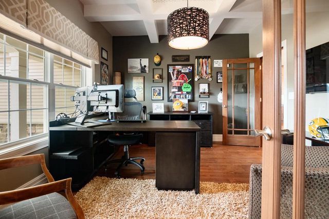 2949 SEAFARER WAY, Suamico, WI 54173